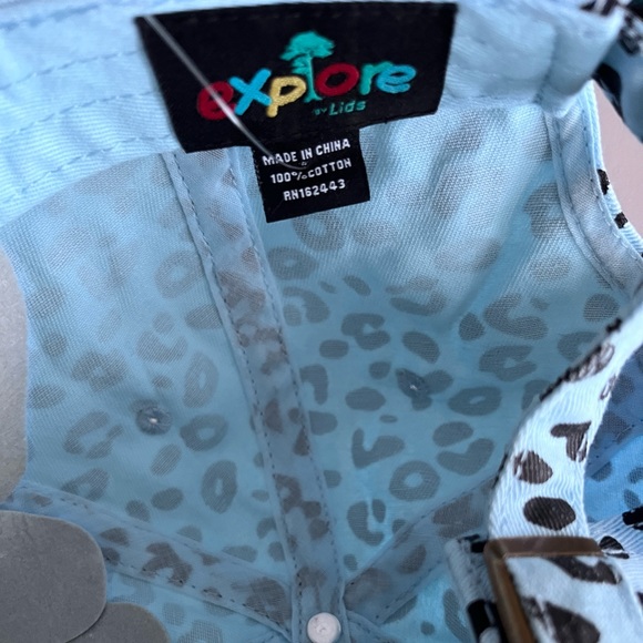 NWT - Lids Explore Series Snow Leopard Dad Adjustable Cap - Picture 5 of 5